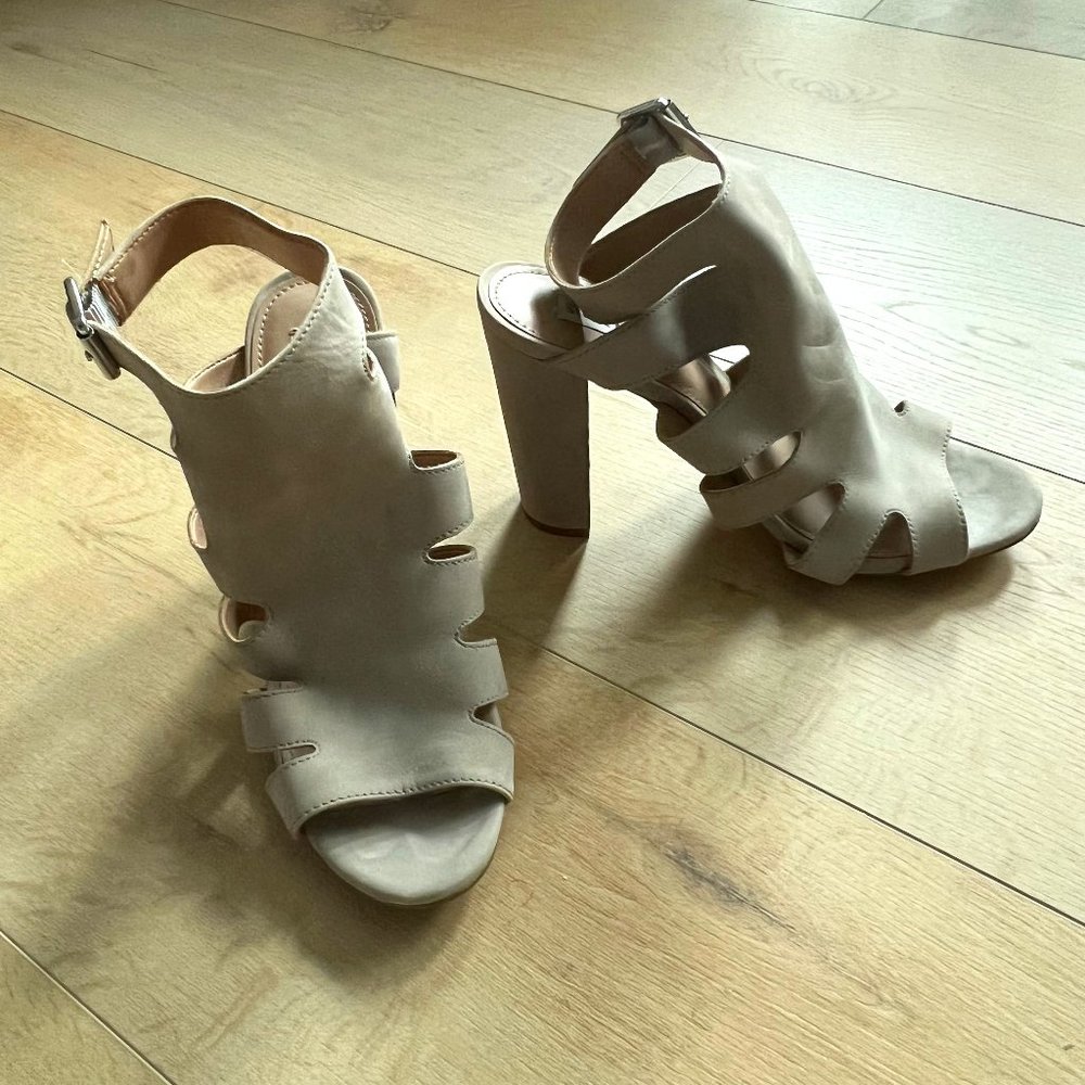 Steve Madden Callie Gray Suede Heeled Sandals